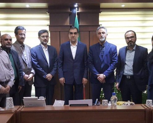 دیدار اعضای هیأت مدیره‌‌‌ی انجمن علمی روان‌درمانی ایران با وزیر بهداشت
